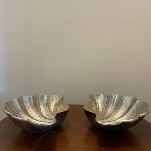 Silver Shell-Shaped Decorative Bowls